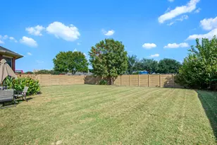 605 Fossil Wood Dr, Saginaw, TX 76179 - Photo 28