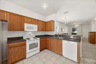 9870 Cedarcrest Dr, Providence Village, TX 76227 - Photo 14