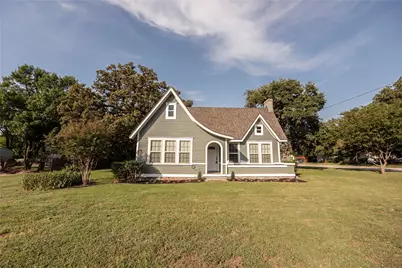 500 Denison Street, Nocona, TX 76255 - Photo 2