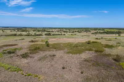 3305 Bounty Drive, Granbury, TX 76035 - Photo 2