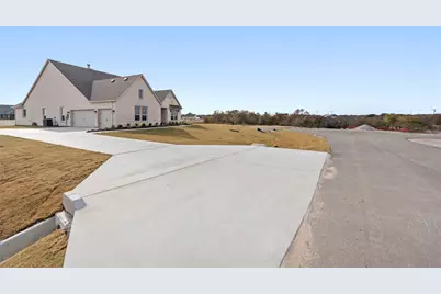 305 Texas Sage Trail, Weatherford, TX 76082 - Photo 6