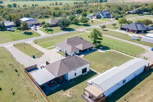 4768 Pebble Creek Dr, Aubrey, TX 76227 - Photo 2