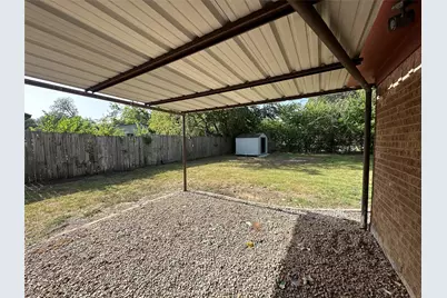 330 E Wilson Avenue, Pilot Point, TX 76258 - Photo 16