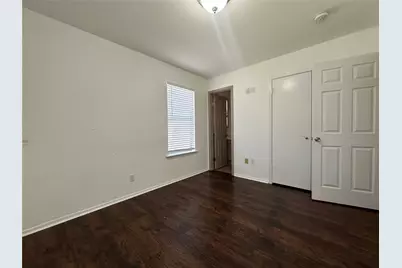 330 E Wilson Avenue, Pilot Point, TX 76258 - Photo 8