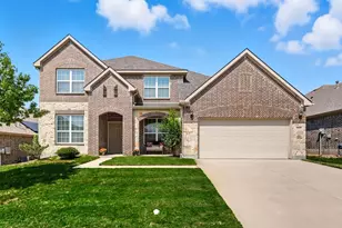 1929 Brahorn Ln, Fort Worth, TX 76131 - Photo 2