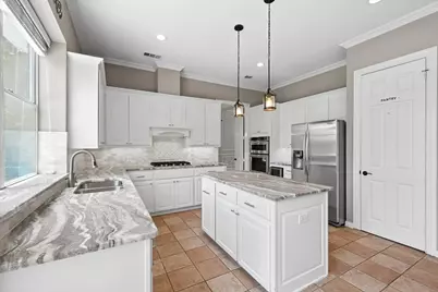 2008 Boxwood Drive, Irving, TX 75063 - Photo 8