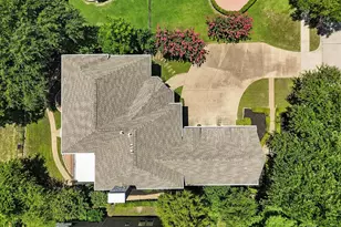 2008 Boxwood Dr, Irving, TX 75063 - Photo 40