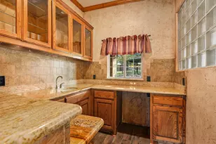 112 Bonita Dr, Springtown, TX 76082 - Photo 8