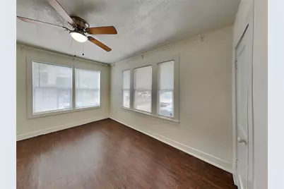 2911 Ryan Avenue #Front, Fort Worth, TX 76110 - Photo 12