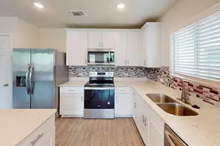 426 Lake Erie Dr, Princeton, TX 75407 - Photo 4