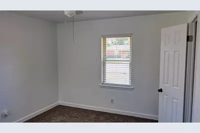 2612 W Rochelle Road, Irving, TX 75062 - Photo 8