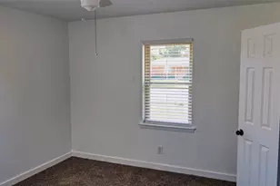 2612 W Rochelle Rd, Irving, TX 75062 - Photo 8