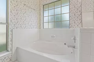 5209 Livermore Dr, Arlington, TX 76017 - Photo 18