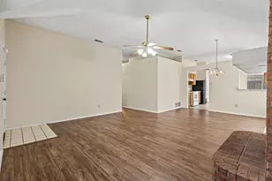 5209 Livermore Dr, Arlington, TX 76017 - Photo 4