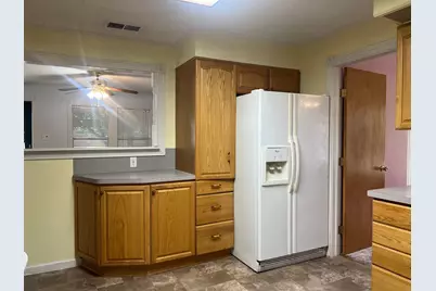 1101 Texas Street, Graham, TX 76450 - Photo 10