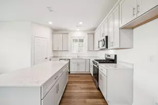 2416 Limerick Dr, Princeton, TX 75407 - Photo 2