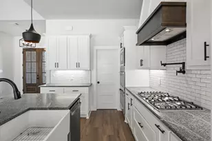 73 Dove Landing Rd, Valley View, TX 76272 - Photo 8