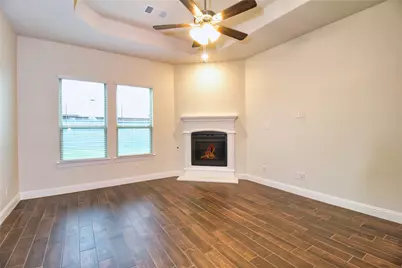 7401 Hawthorne Way, Little Elm, TX 76227 - Photo 2