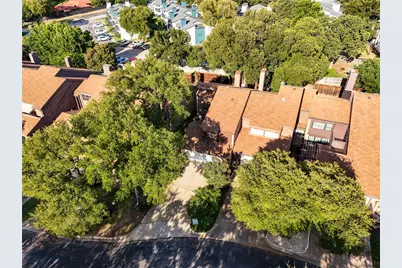 739 Oakwood Trail, Fort Worth, TX 76112 - Photo 32