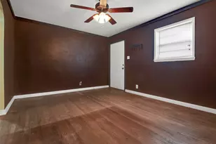 709 W Hanna St, Denison, TX 75020 - Photo 6