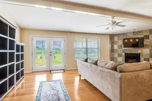 702 Pebble Beach Dr, Garland, TX 75043 - Photo 12