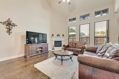 9113 Canyon Creek Drive, Rowlett, TX 75088 - Photo 10