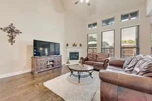 9113 Canyon Creek Dr, Rowlett, TX 75088 - Photo 10