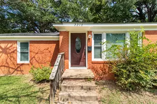 2216 Gish Ln, Tyler, TX 75701 - Photo 2