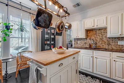 920 S Oak Cliff Boulevard, Dallas, TX 75208 - Photo 10