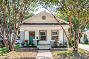 920 S Oak Cliff Blvd, Dallas, TX 75208 - Photo 1