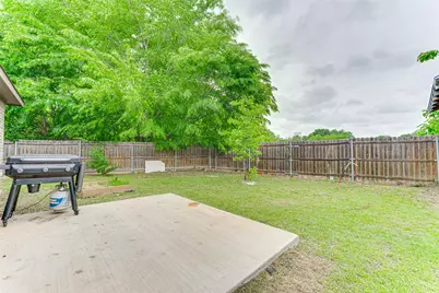 112 Ryburn Street, Waxahachie, TX 75165 - Photo 20