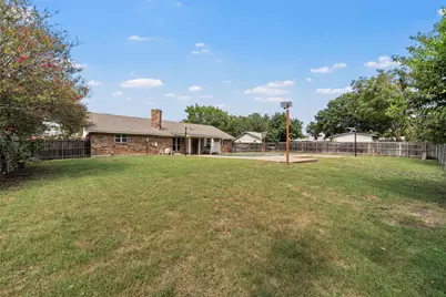 309 Crescent Drive, Hewitt, TX 76643 - Photo 12