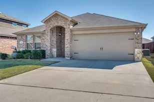 932 Juno Ln, Denton, TX 76209 - Photo 2