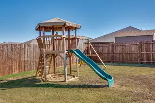 932 Juno Ln, Denton, TX 76209 - Photo 34