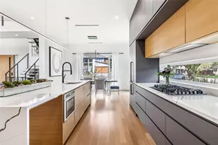 9943 Coppedge Ln, Dallas, TX 75220 - Photo 12