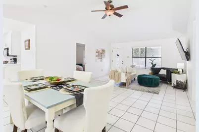 1432 W Torrey Street, Granbury, TX 76048 - Photo 2