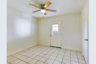 1432 W Torrey Street, Granbury, TX 76048 - Photo 18