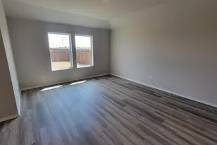 11137 Lone Ranger Ln, Fort Worth, TX 76036 - Photo 4