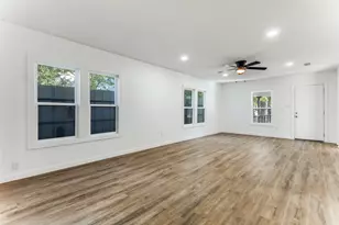 2907 NW 26th St, Fort Worth, TX 76106 - Photo 4