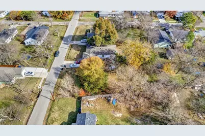 1207 Division Street, Greenville, TX 75401 - Photo 2