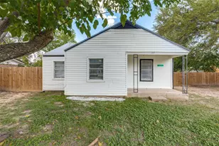 217 Ridgeway Ave, Azle, TX 76020 - Photo 1
