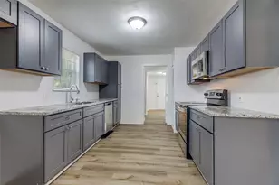 217 Ridgeway Ave, Azle, TX 76020 - Photo 12