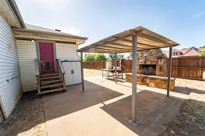 1000 W Hullum Street, Breckenridge, TX 76424 - Photo 30