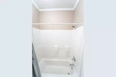 1000 W Hullum Street, Breckenridge, TX 76424 - Photo 10