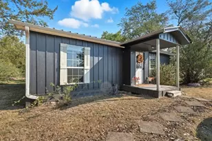 1811 Main St, Sulphur Springs, TX 75482 - Photo 2