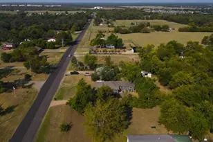 1811 Main St, Sulphur Springs, TX 75482 - Photo 16