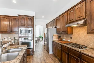 1604 Creek Crest Dr, McKinney, TX 75071 - Photo 16