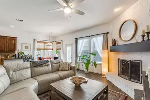 1604 Creek Crest Dr, McKinney, TX 75071 - Photo 10