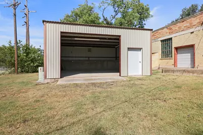 801 S Santa Fe Street, Santa Anna, TX 76878 - Photo 22