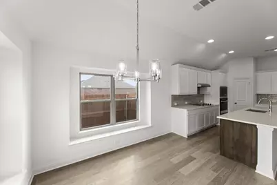 148 Trinity Street, Grandview, TX 76050 - Photo 8